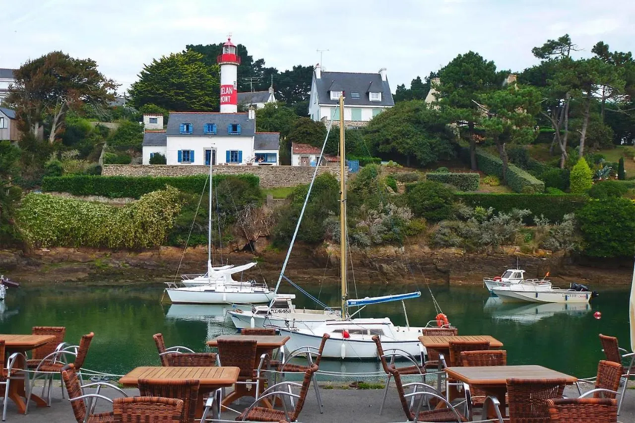 Holiday Home, Moelan Sur Mer